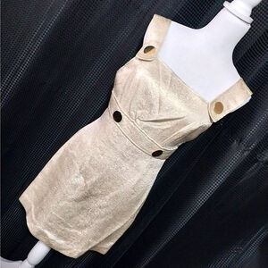 BEBE! SHIMMERY GOLD LAME, LARGE GOLD METAL BUTTON DETAIL MINI DRESS! SZ S